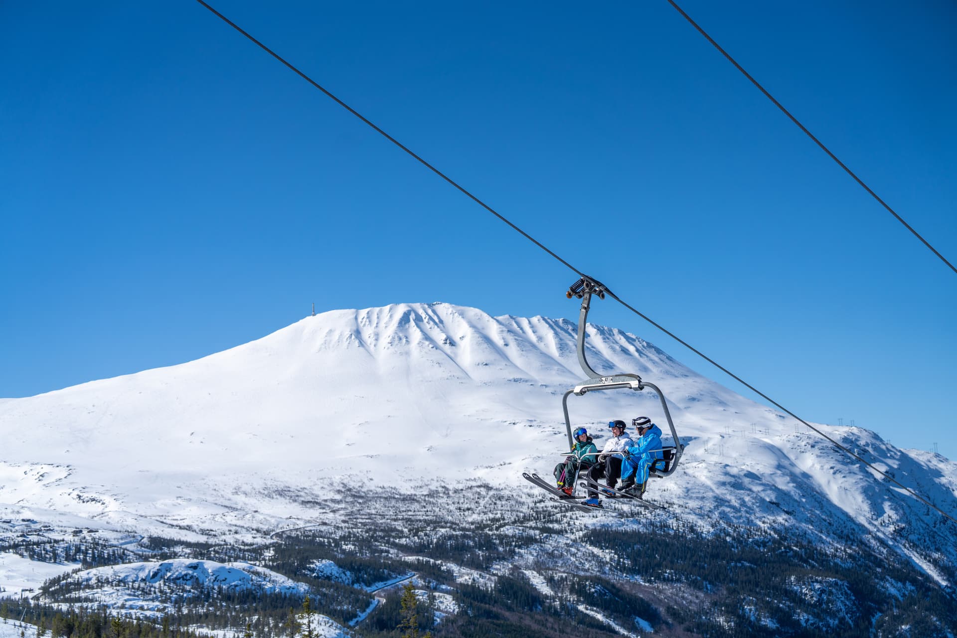 Gausta-ski-centre-chairlift-mountain