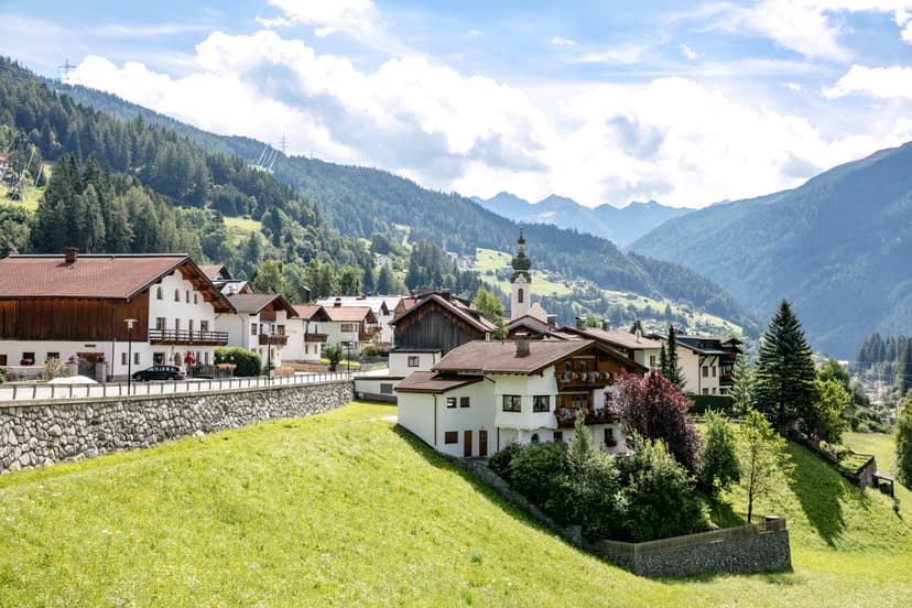 st Anton Town during the summer